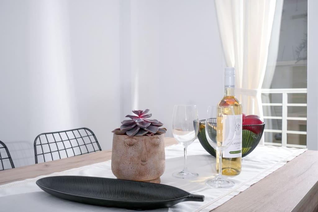 הרקליון Marie'S Luxury City Center Apartment מראה חיצוני תמונה